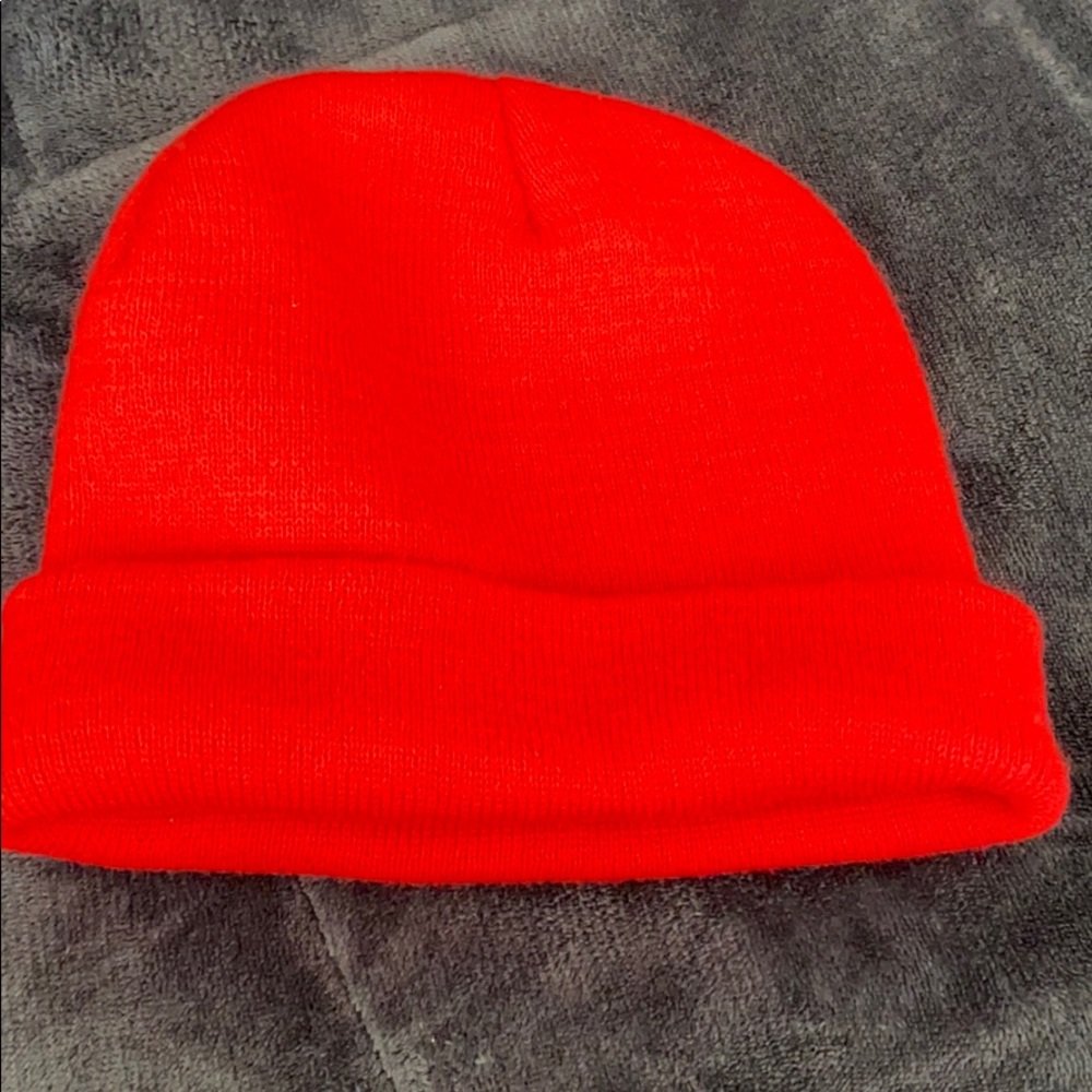 Blood orange beanie